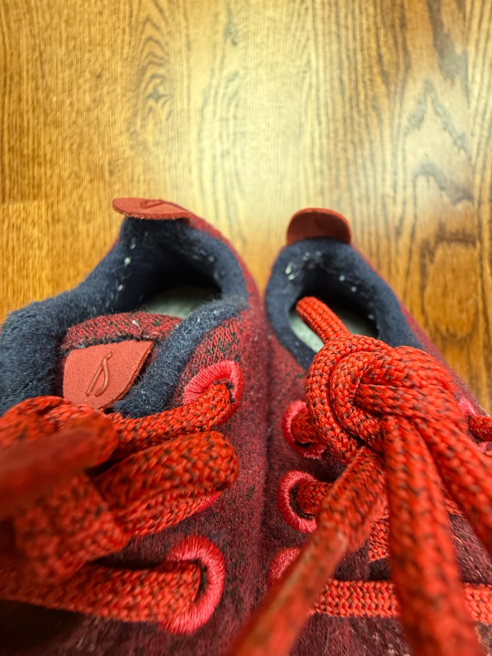 Allbirds Smallbirds Red Wool Runner Sneakers Sz T5 - Picture 8 of 8